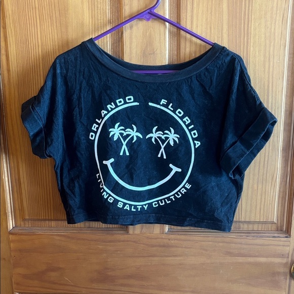 Tops - Black Woman’s Crop Top with Palm Tree Design